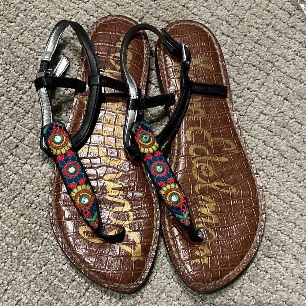 Sam Edelman Embroidered Thong Sandals size 7